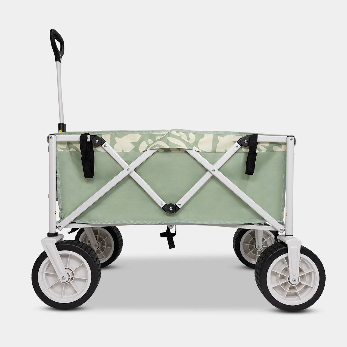 EdenDelmar_Carts_003_GreyBG.webp