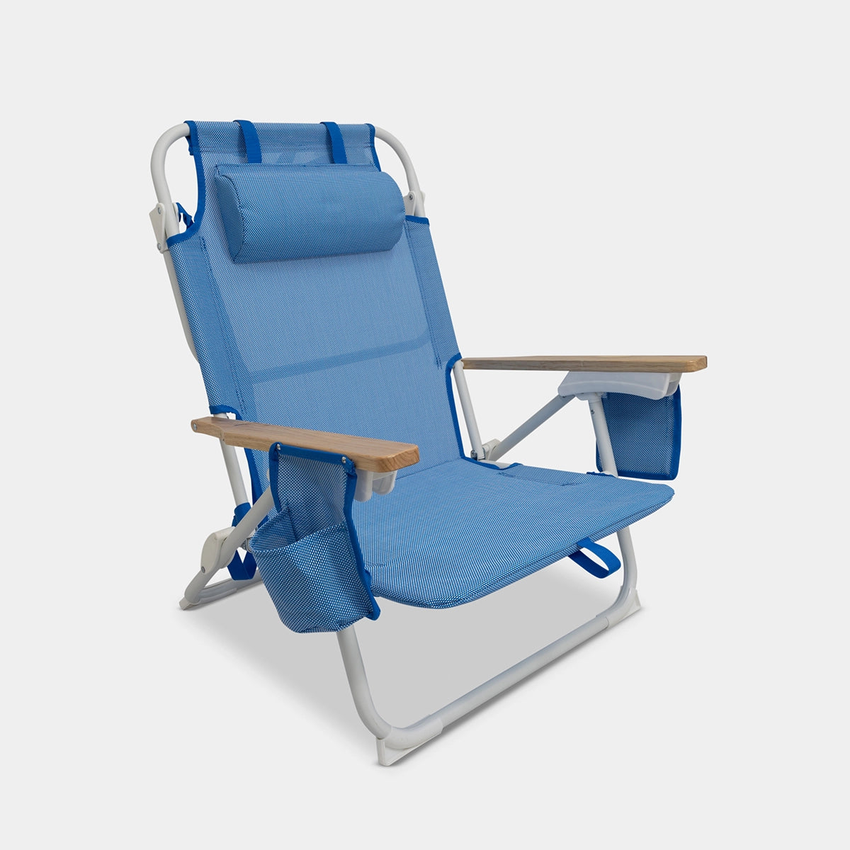 Ocean_DashChair_1_GreyBG.webp