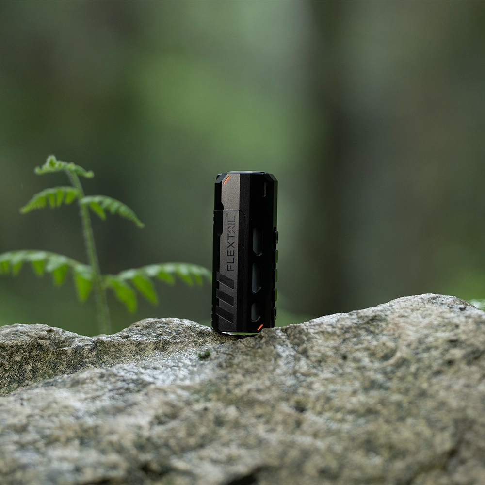 Zero Flash FLEXTAIL Zero Flash 1200 Flashlight + Case – SlumberTrek Brands
